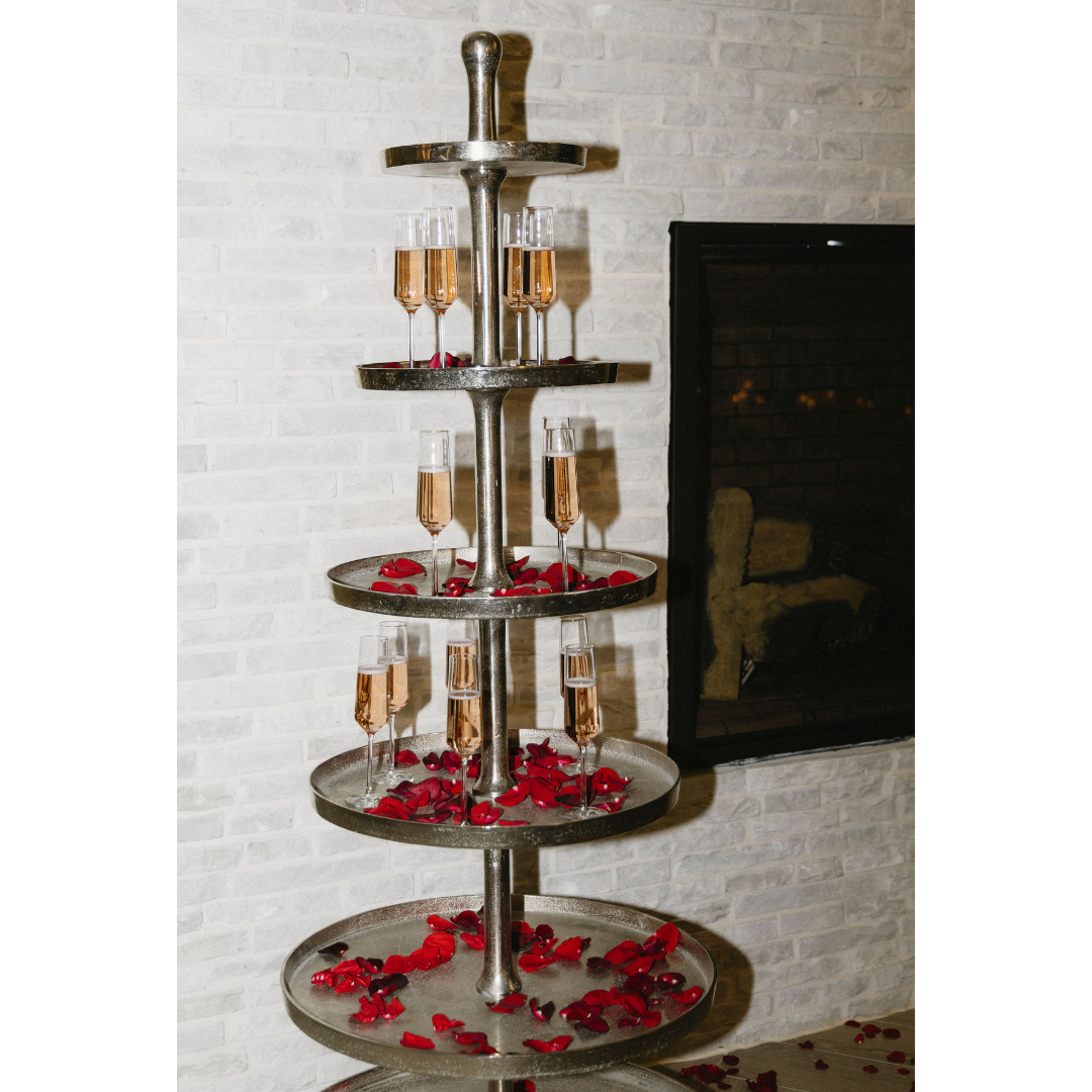 7' Silver Tiered Stand